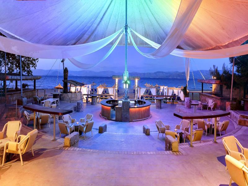 Island Beach Resort (Adults Only) กาวอส ภายนอก รูปภาพ