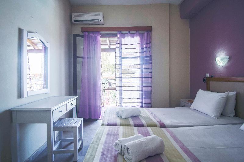 Island Beach Resort (Adults Only) กาวอส ภายนอก รูปภาพ