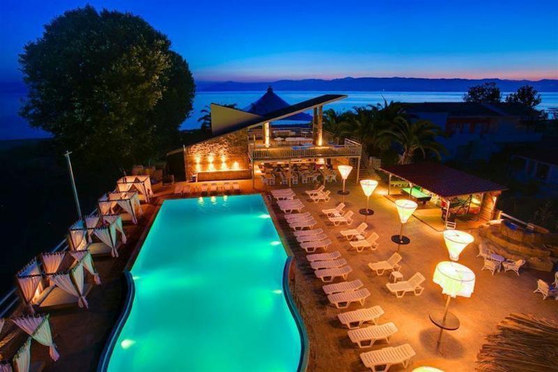 Island Beach Resort (Adults Only) กาวอส ภายนอก รูปภาพ