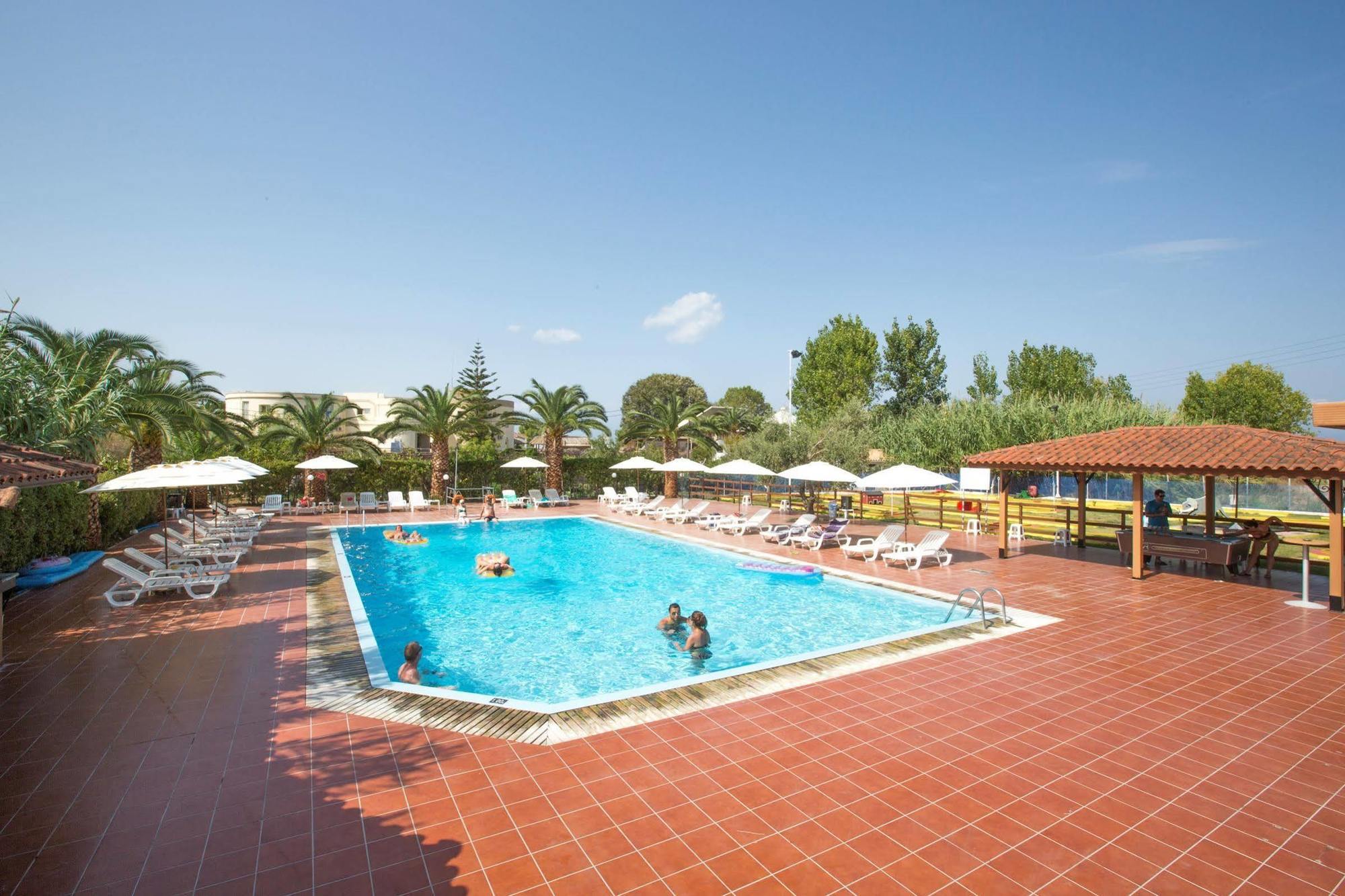 Island Beach Resort (Adults Only) กาวอส ภายนอก รูปภาพ