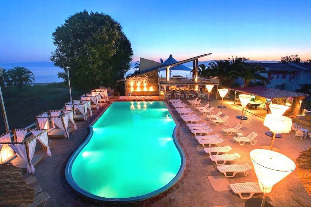 Island Beach Resort (Adults Only) กาวอส ภายนอก รูปภาพ